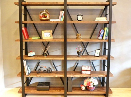 Rustik Kitaplık & Bölme Paneli | Ahşap & Metal Kombin